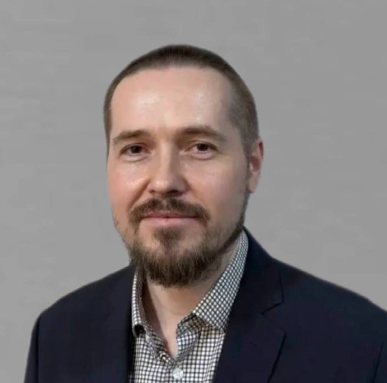 <b>Гущин</b> Александр Владимирович